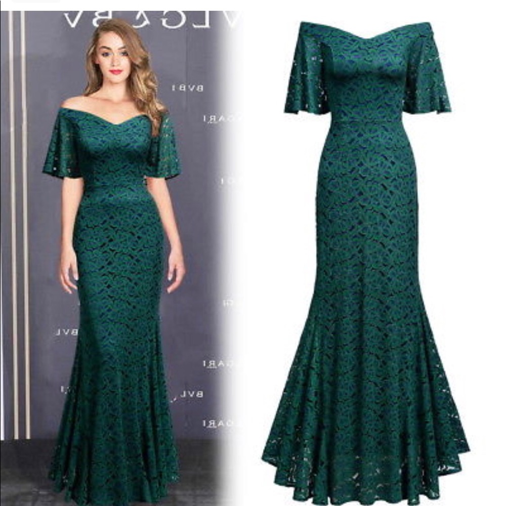 NWT Women’s Vintage Inspired Floral Lace Gown